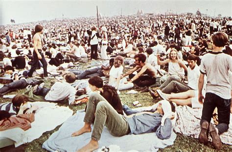 what was the purpose of the woodstock music festival? how did it reflect the social and cultural climate of 1969?